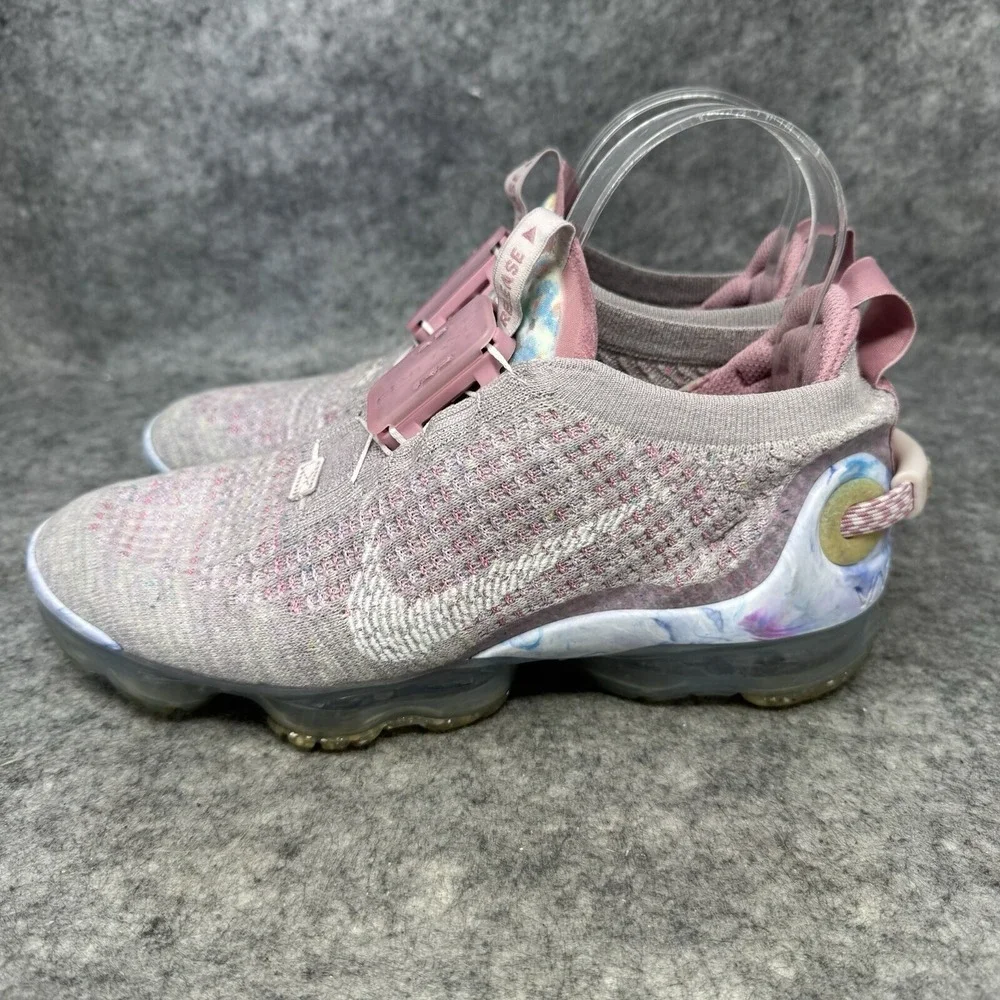 Nike‎ Air VaporMax Flyknit Shoes Womens Size 7.5 Pink Athletic Trainers Sneakers